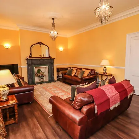 Number One The Crescent * Filey