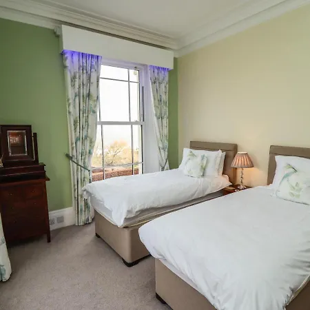 Number One The Crescent Appartement *